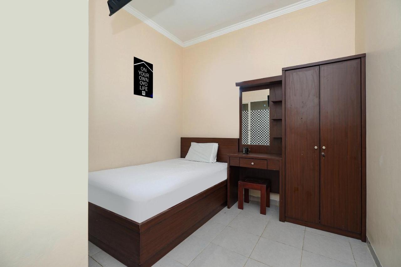 Hotel Oyo Life 2812 Hommy Boarding House Semarang