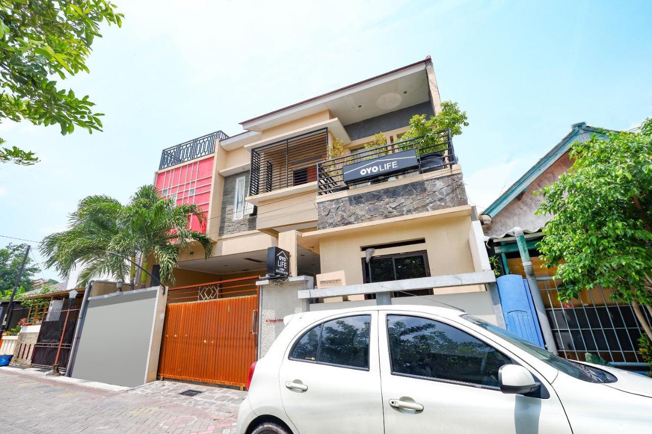 Oyo Life 2812 Hommy Boarding House 2* Semarang